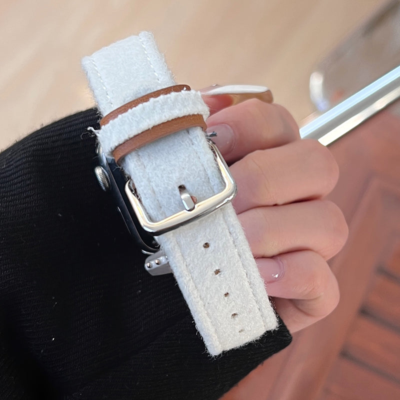 For Apple Watch Series 9 / 8 / 7 41mm / 6 / 5 / 4 / SE / SE (2020) / SE (2023) 40mm / 3 / 2 / 1 38mm Watch Strap Woolen Fabric+PU Band - White For Apple Watch Series 9 / 8 / 7 41mm / 6 / 5 / 4 / SE / SE (2020) / SE (2023) 40mm / 3 / 2 / 1 38mm Watch Strap Woolen Fabric+PU Band - White